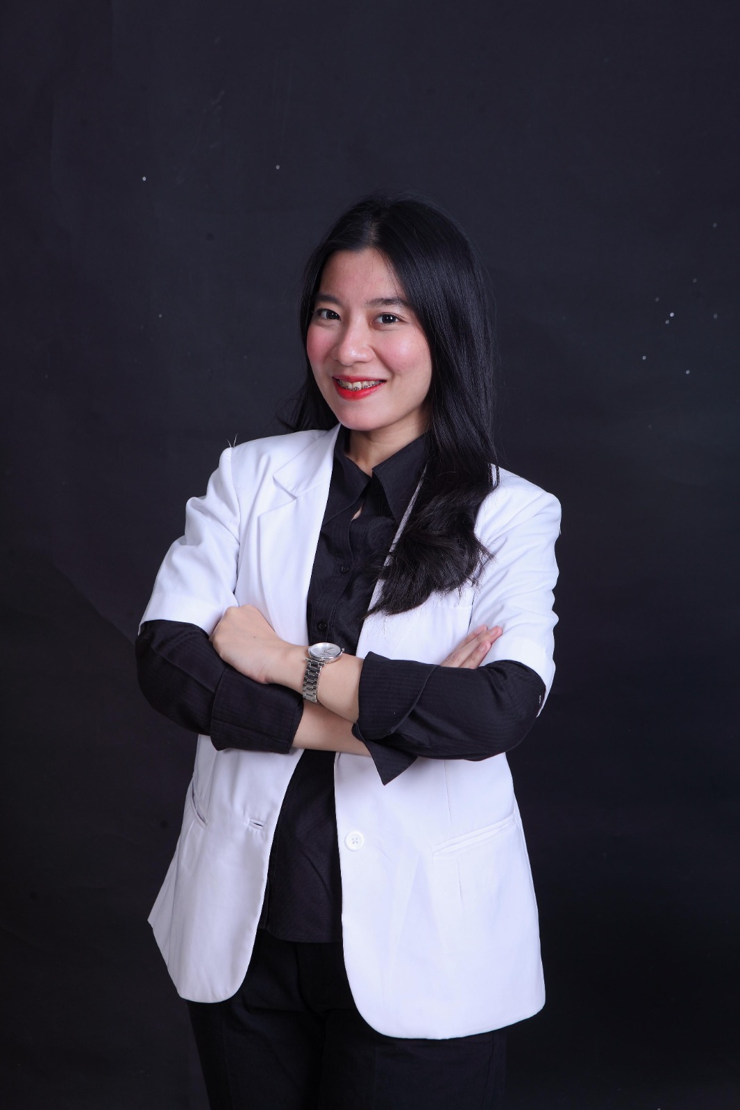 drg. Tiara Setyandri W.